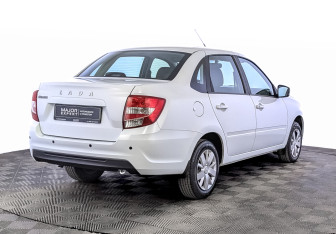 Подержанный автомобиль LADA (ВАЗ) Granta Sedan 2023 года (5 фото)