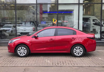 Подержанный автомобиль Kia Rio Sedan 2017 года (5 фото)