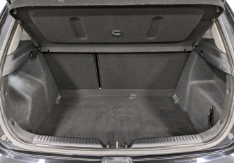 Подержанный автомобиль Kia Ceed Hatchback 2017 года (10 фото)