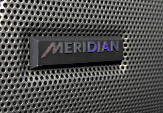 Подержанный автомобиль Land Rover Discovery 2016 года (26 фото)