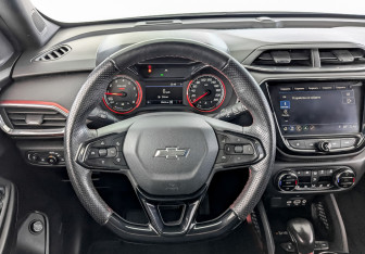 Подержанный автомобиль Chevrolet TrailBlazer 2021 года (22 фото)