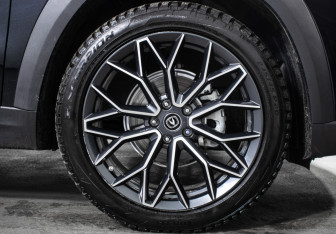 Подержанный автомобиль Changan UNI-T 2023 года (20 фото)