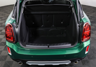 Подержанный автомобиль MINI Countryman 2020 года (10 фото)