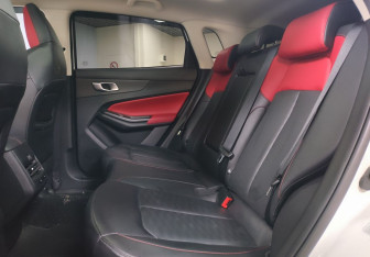 Подержанный автомобиль Changan CS55PLUS 2023 года (11 фото)