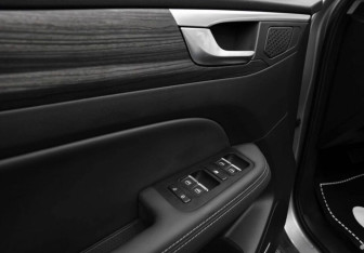 Подержанный автомобиль Kaiyi X3 Pro 2024 года (11 фото)