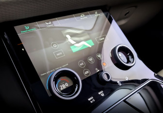 Подержанный автомобиль Land Rover Range Rover Velar 2020 года (27 фото)