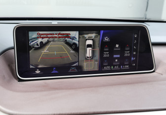 Подержанный автомобиль Lexus RX 2018 года (18 фото)