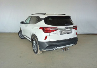 Подержанный автомобиль Kia Seltos 2021 года (6 фото)