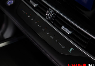 Подержанный автомобиль Chery Tiggo 7 Pro Max 2024 года (18 фото)