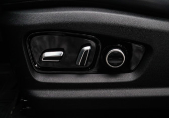 Подержанный автомобиль Jaecoo J7 2023 года (20 фото)