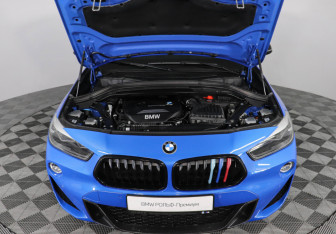 Подержанный автомобиль BMW X2 2019 года (10 фото)