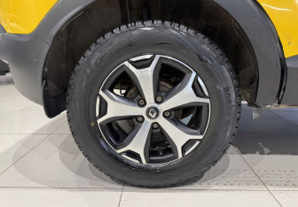 Подержанный автомобиль Renault Kaptur 2018 года (18 фото)