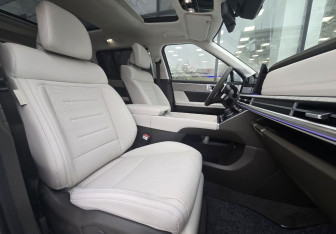 Новый Hyundai Santa Fe 2025 (9 фото)