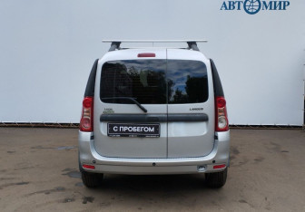 Подержанный автомобиль LADA (ВАЗ) Largus Wagon 2018 года (7 фото)