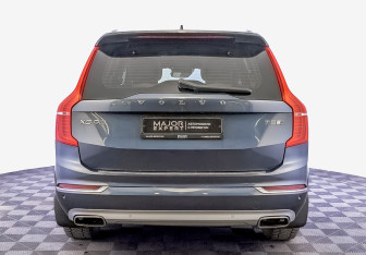 Подержанный автомобиль Volvo XC90 2018 года (6 фото)