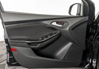 Подержанный автомобиль Ford Focus Sedan 2019 года (19 фото)