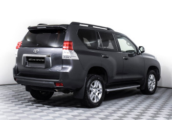 Подержанный автомобиль Toyota Land Cruiser Prado 2013 года (5 фото)
