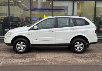 Подержанный автомобиль SsangYong Kyron 2012 года (5 фото)
