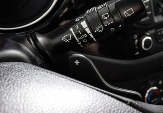 Подержанный автомобиль Kia Ceed Hatchback 2013 года (13 фото)