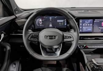 Подержанный автомобиль Geely Monjaro 2024 года (22 фото)