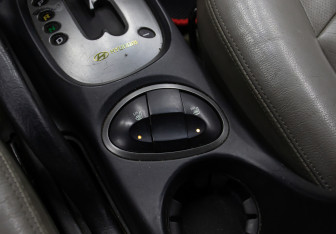 Подержанный автомобиль Hyundai Santa Fe 2007 года (10 фото)