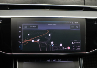 Подержанный автомобиль Audi A8 2019 года (27 фото)