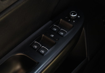 Подержанный автомобиль Volkswagen Passat Sedan 2007 года (17 фото)