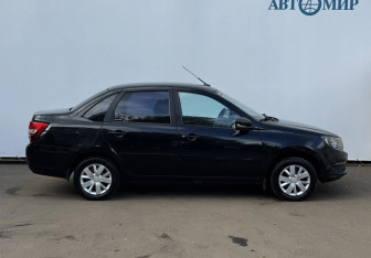 Подержанный автомобиль LADA (ВАЗ) Granta Sedan 2020 года (4 фото)