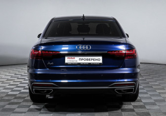Подержанный автомобиль Audi A4 Sedan 2020 года (6 фото)