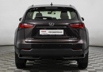 Подержанный автомобиль Lexus NX 2015 года (6 фото)