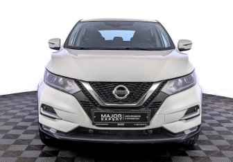 Подержанный автомобиль Nissan Qashqai 2020 года (2 фото)