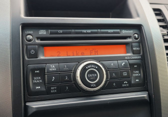 Подержанный автомобиль Nissan X-Trail 2010 года (13 фото)