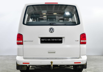 Подержанный автомобиль Volkswagen Multivan 2011 года (4 фото)