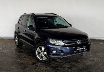 Подержанный автомобиль Volkswagen Tiguan 2011 года (3 фото)