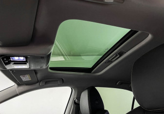 Подержанный автомобиль Skoda Octavia Liftback 2023 года (16 фото)