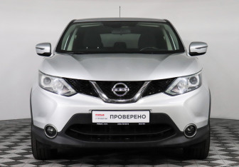 Подержанный автомобиль Nissan Qashqai 2016 года (2 фото)