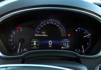 Подержанный автомобиль Cadillac SRX 2014 года (12 фото)