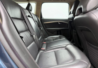 Подержанный автомобиль Volvo XC70 2008 года (11 фото)