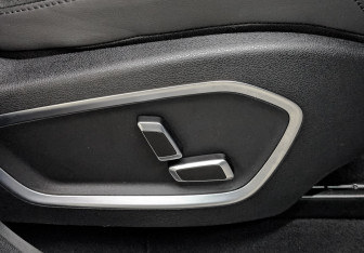 Подержанный автомобиль Geely Tugella 2023 года (27 фото)