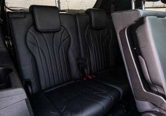 Подержанный автомобиль Chery Tiggo 9 2025 года (21 фото)