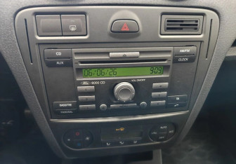 Подержанный автомобиль Ford Fusion 2007 года (12 фото)