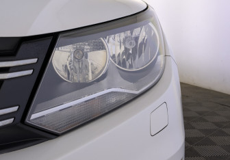 Подержанный автомобиль Volkswagen Tiguan 2013 года (17 фото)