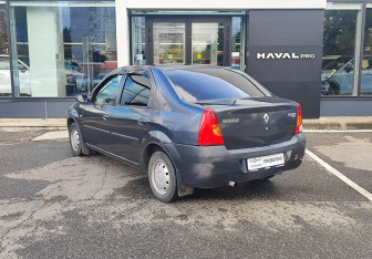 Подержанный автомобиль Renault Logan Sedan 2006 года (7 фото)