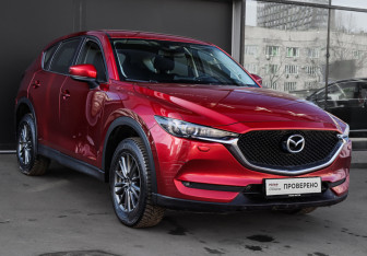 Подержанный автомобиль Mazda CX-5 2017 года (3 фото)