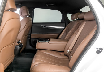 Подержанный автомобиль Genesis G80 2021 года (12 фото)