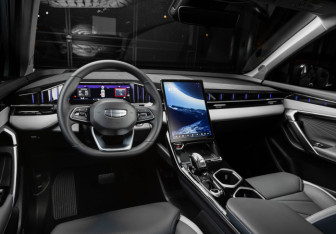 Новый Geely Atlas 2026 (7 фото)