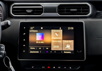 Подержанный автомобиль Renault Duster 2021 года (15 фото)