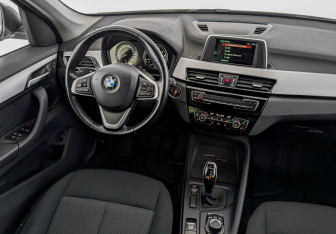 Подержанный автомобиль BMW X1 2019 года (29 фото)