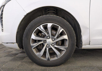 Подержанный автомобиль Haval Jolion 2023 года (12 фото)