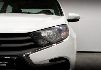 Подержанный автомобиль LADA (ВАЗ) Granta Sedan 2024 года (16 фото)